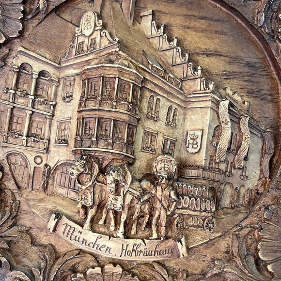 Handcrafted Wood Resin 3D Carved Wall Plaque Plate München Hofbräuhaus Germany - Picture 6 of 10